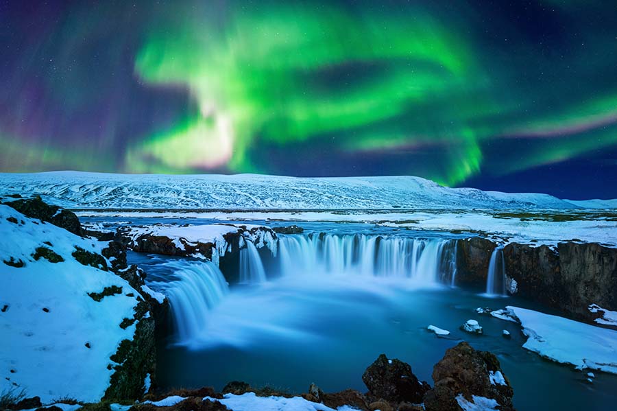 Northern Light Aurora Iceland low-light